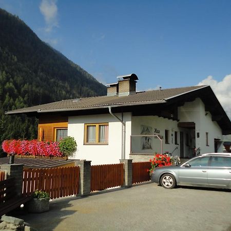 Haus Dorfblick 호텔 Prägraten 외부 사진