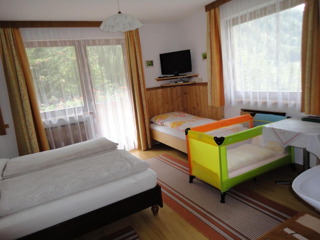 Haus Dorfblick 호텔 Prägraten 외부 사진